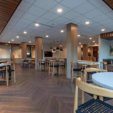 Fairfield By Marriott Inn & Suites Revelstoke Exteriör bild