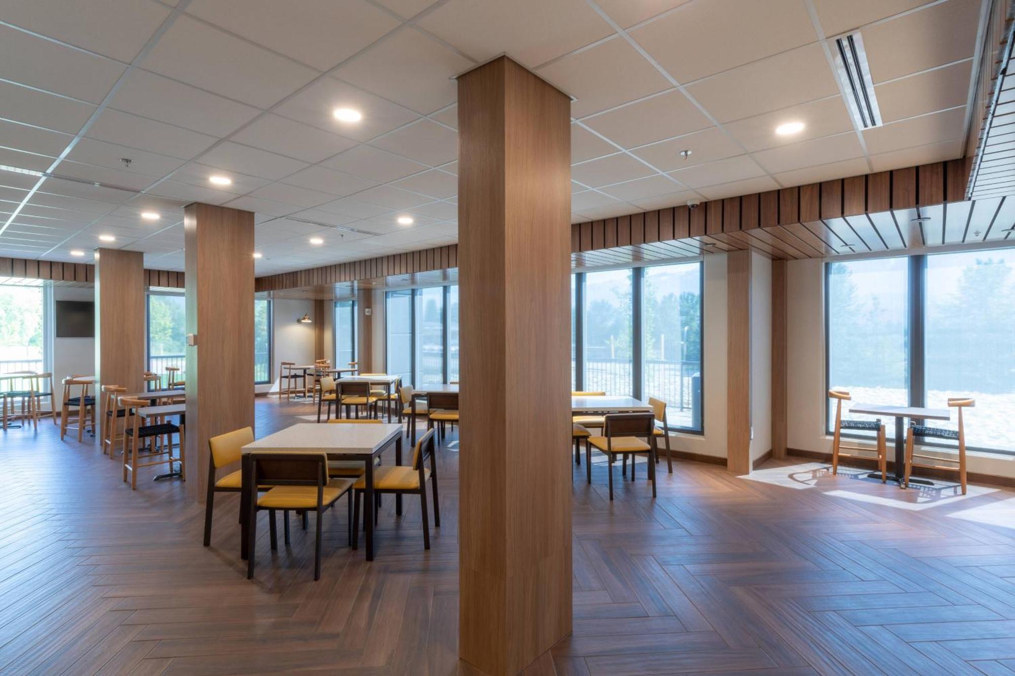 Fairfield By Marriott Inn & Suites Revelstoke Exteriör bild