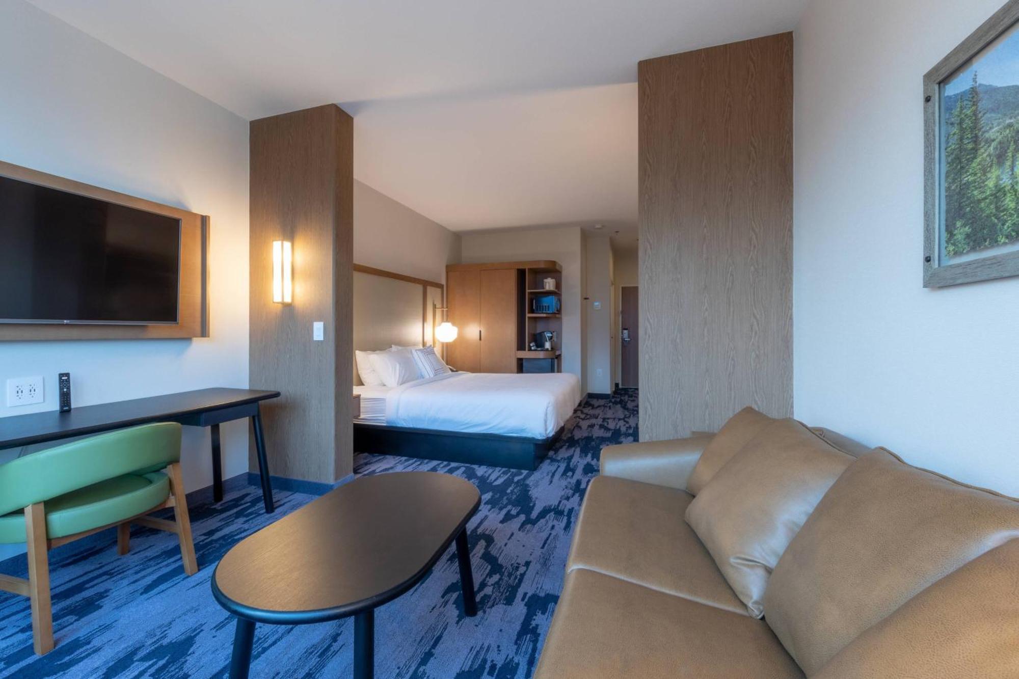 Fairfield By Marriott Inn & Suites Revelstoke Exteriör bild